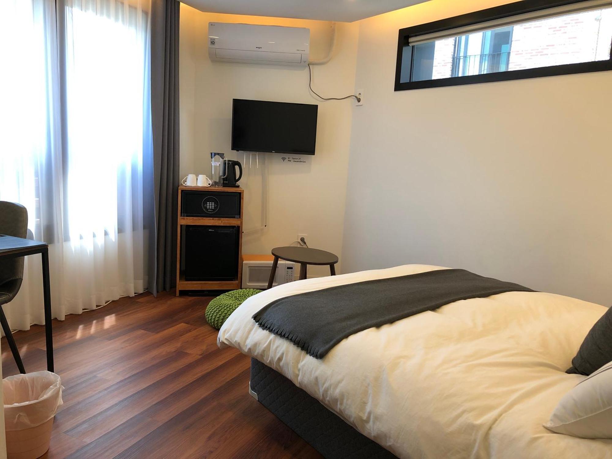 Space In Blackstone Seul Cameră foto